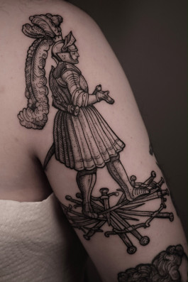 Medieval Engraving Tattoo einer historischen Figur von Isa